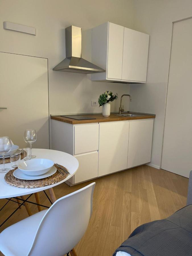 A Casa Di Beatrice Apartment Милано Екстериор снимка